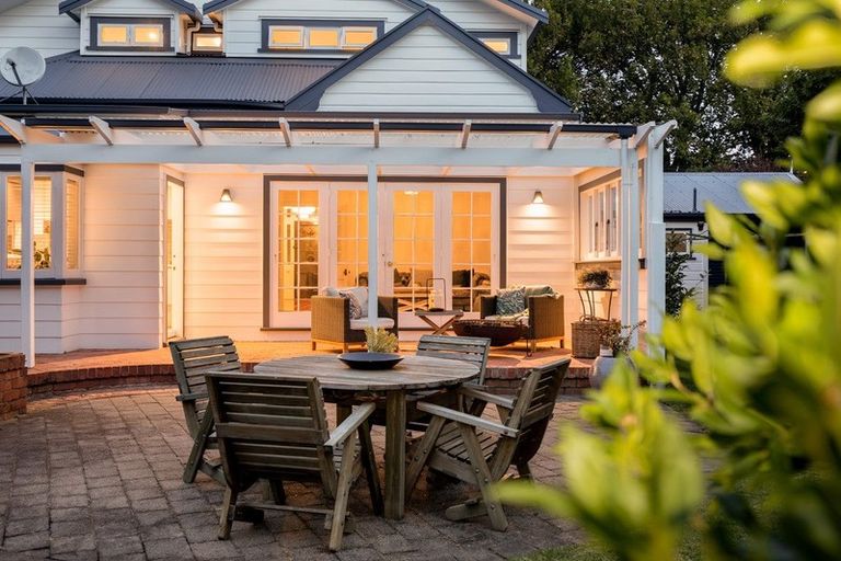 Photo of property in 22 Thornton Road, Cambridge, 3434