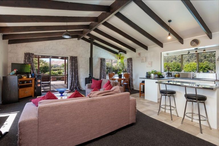 Photo of property in 35 Tui Pa Road, Te Aroha, 3392