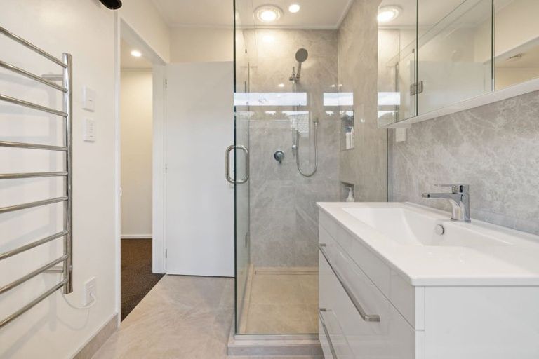 Photo of property in 17 Cashmere Place, Flagstaff, Hamilton, 3210