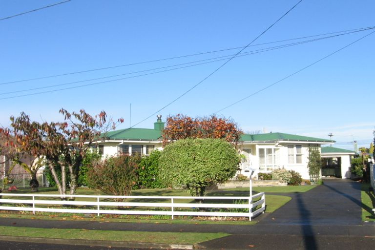 Photo of property in 18 Keats Avenue, Onekawa, Napier, 4110