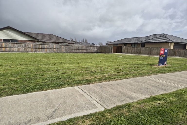 Photo of property in 12 Rayner Lane, Marton, 4710