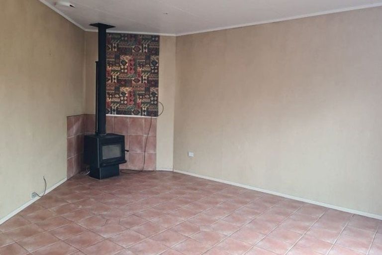 Photo of property in 29 Apollo Parade, Milson, Palmerston North, 4414