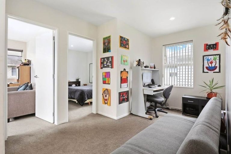 Photo of property in 229 Porchester Road, Takanini, 2112