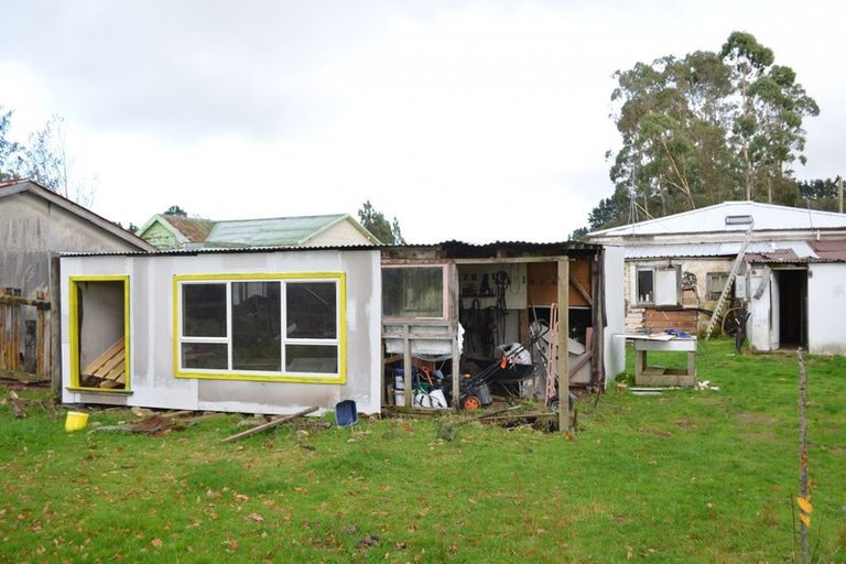 Photo of property in 17 High Street, Eketahuna, 4900