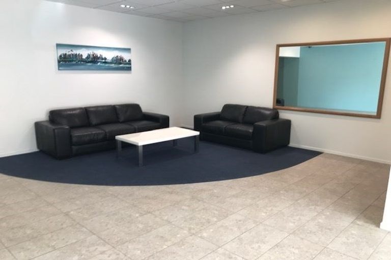 Photo of property in Terrace Tower Apartments, 7b/126 The Terrace, Wellington Central, Wellington, 6011