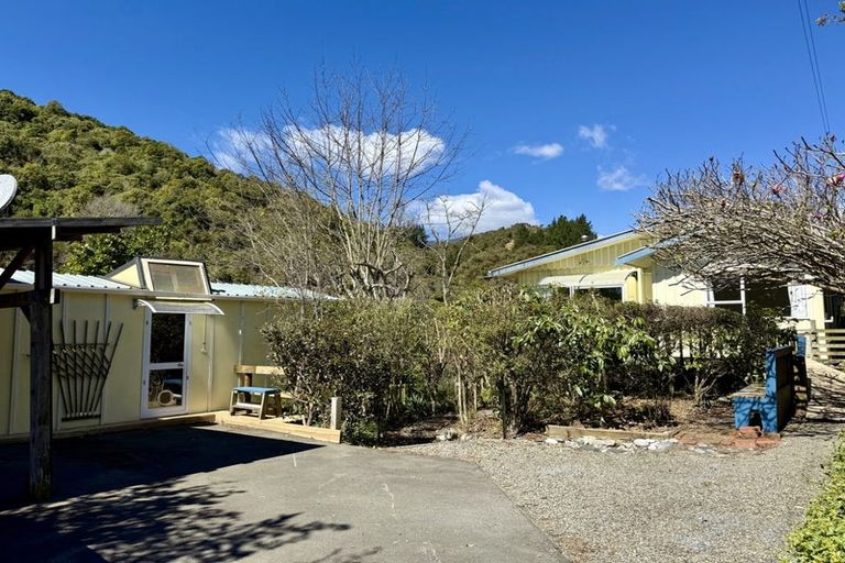 Photo of property in 7 Teal Valley Road, Hira, Nelson, 7071