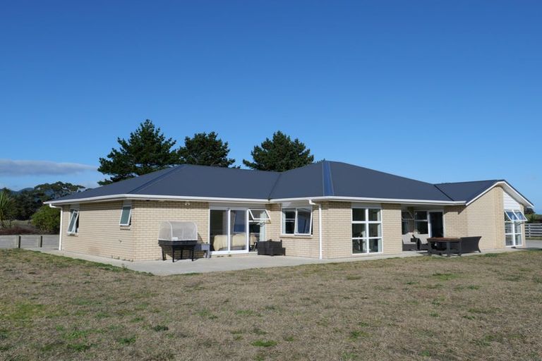 Photo of property in 38 Otaihanga Road, Otaihanga, Paraparaumu, 5036