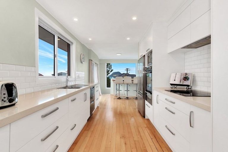 Photo of property in 1 Lemon Grove Avenue, Otumoetai, Tauranga, 3110