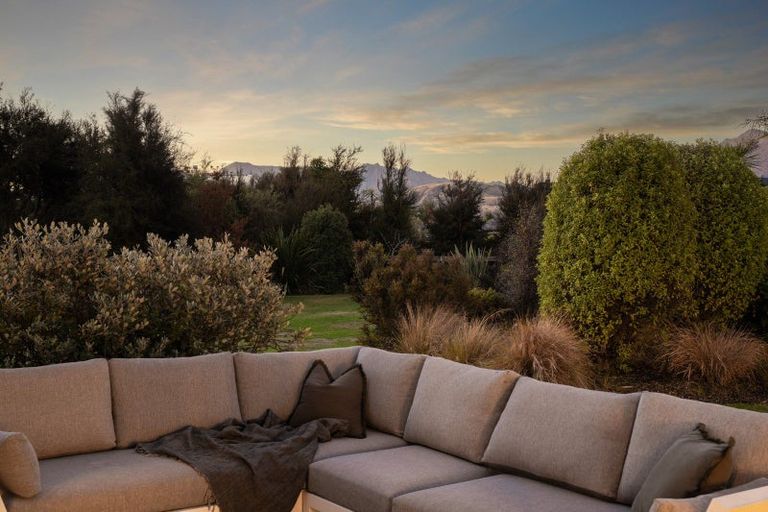 Photo of property in 916 Aubrey Road, Albert Town, Wanaka, 9305