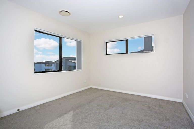 Photo of property in 21 Francesco Drive, Karaka, Papakura, 2113