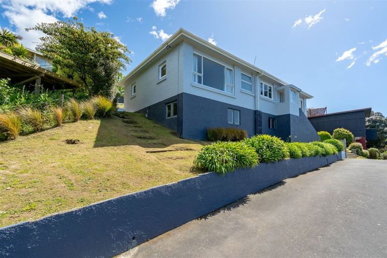 Photo of property in 1 Fox Street, Port Chalmers, 9023