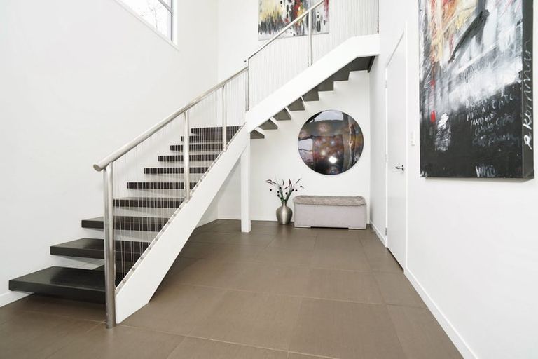 Photo of property in 9 Callard Place, Riverlea, Hamilton, 3216