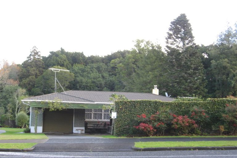 Photo of property in 4 Dennis Avenue, Hillpark, Auckland, 2102
