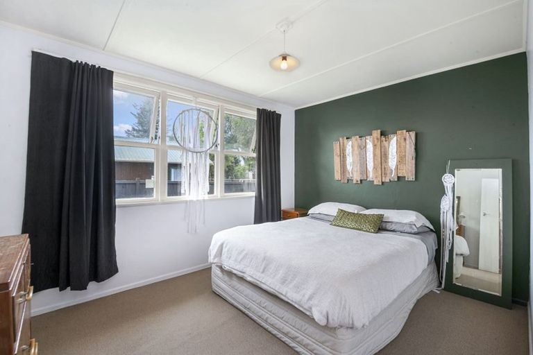 Photo of property in 9 Papua Street, Turangi, 3334