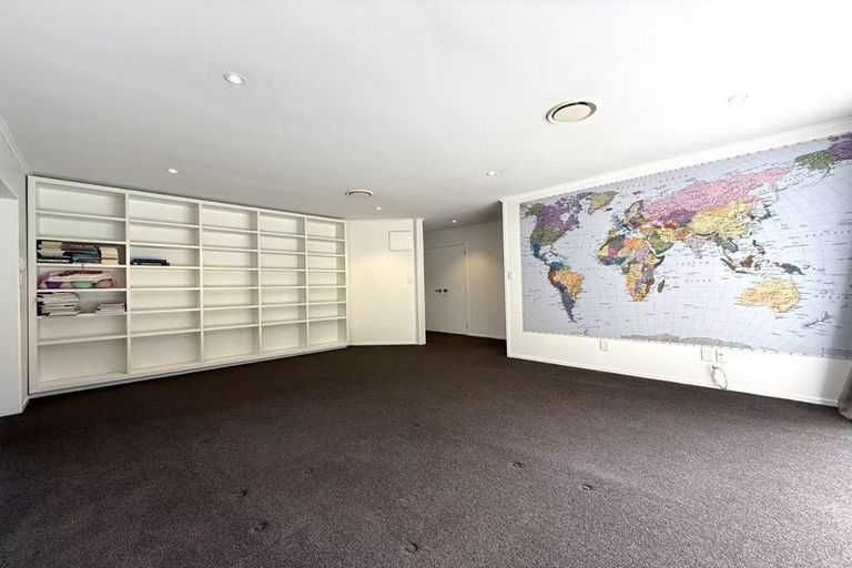 Photo of property in 26 Kingfisher Grove, Greenhithe, Auckland, 0632