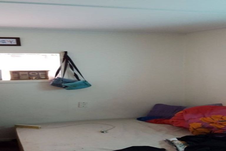 Photo of property in 13 Chelburn Crescent, Mangere East, Auckland, 2024