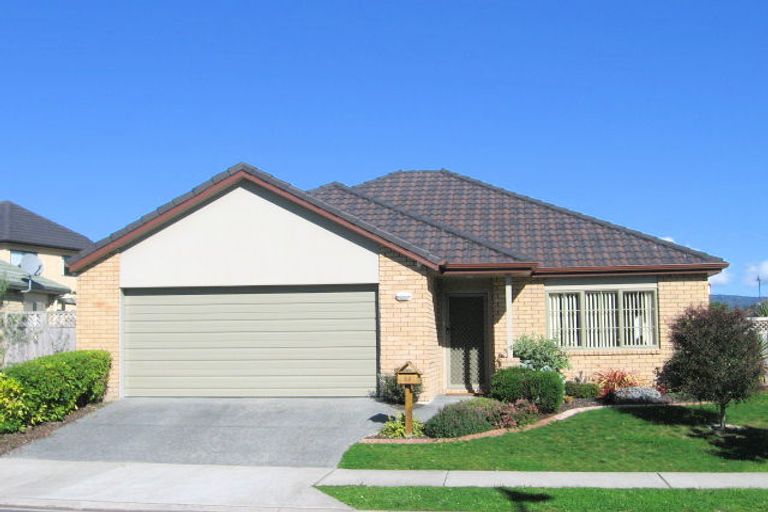 Photo of property in 42 Espalier Drive, Henderson, Auckland, 0612