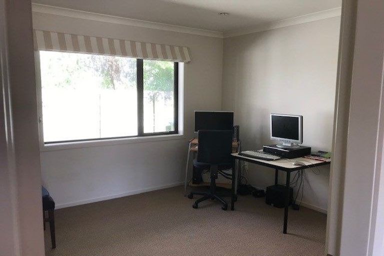 Photo of property in 69 Te Puia Drive, Aotea, Porirua, 5024