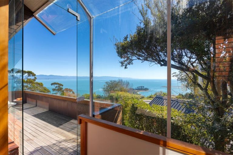 Photo of property in 137 Princes Drive, Britannia Heights, Nelson, 7010