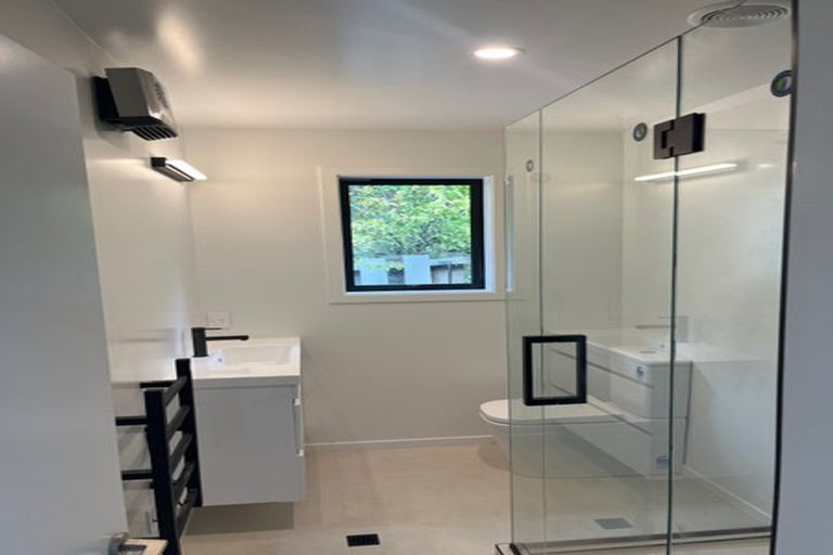 Photo of property in 1/210 Centaurus Road, Saint Martins, Christchurch, 8022