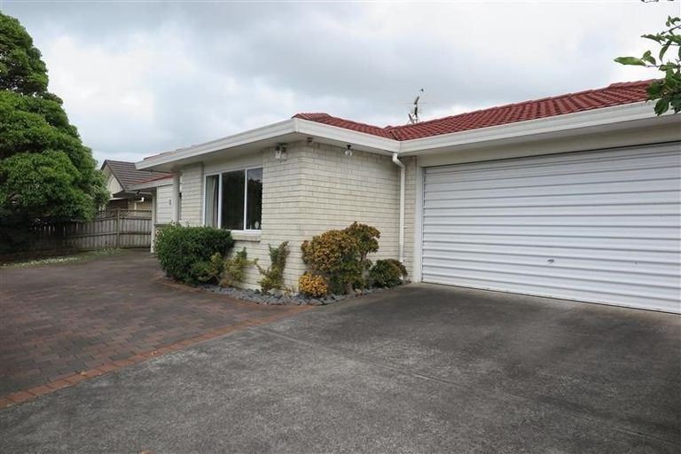 Photo of property in 1/72 Millhouse Drive, Northpark, Auckland, 2013