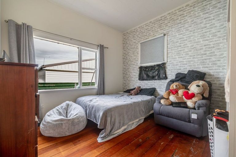 Photo of property in 1a Wellington Street, Feilding, 4702