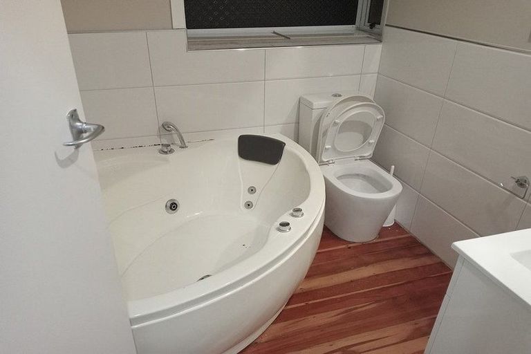 Photo of property in 13 Deveron Road, Manurewa, Auckland, 2102