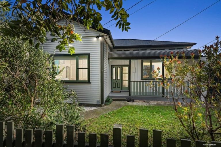 Photo of property in 19 Chelsea Street, Miramar, Wellington, 6022