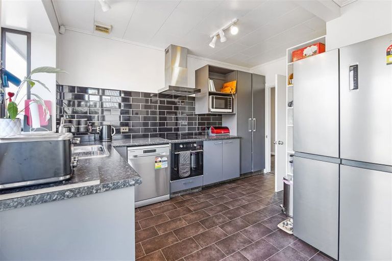 Photo of property in 4 Cossar Street, Burwood, Christchurch, 8083