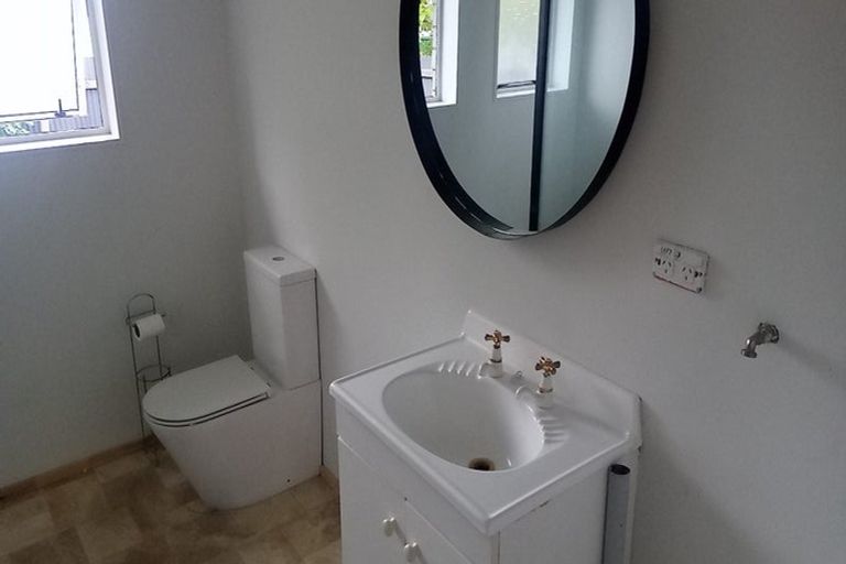 Photo of property in 186d Wellington Road, Wainuiomata, Lower Hutt, 5014