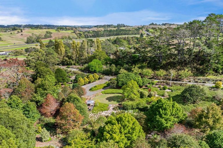 Photo of property in 1481 East Coast Road, Redvale, 0794