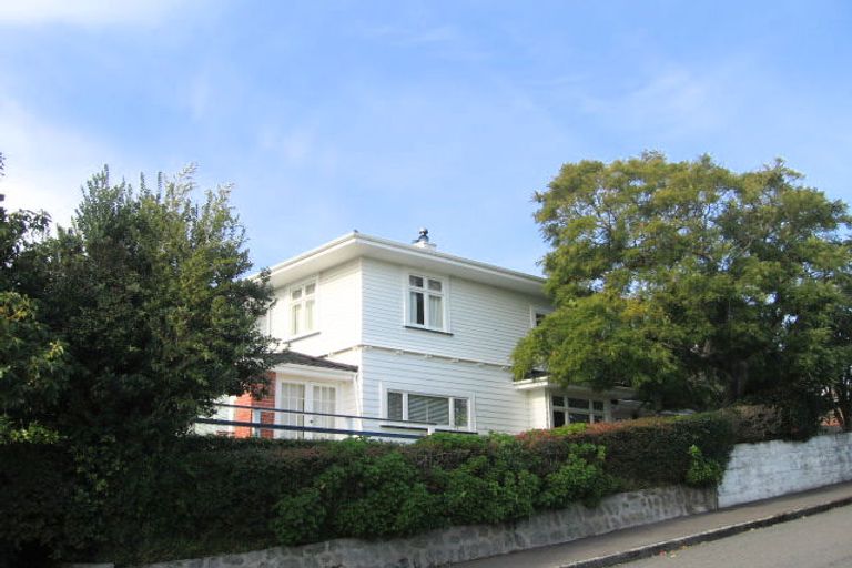 Photo of property in 17 Coleman Terrace, Hospital Hill, Napier, 4110
