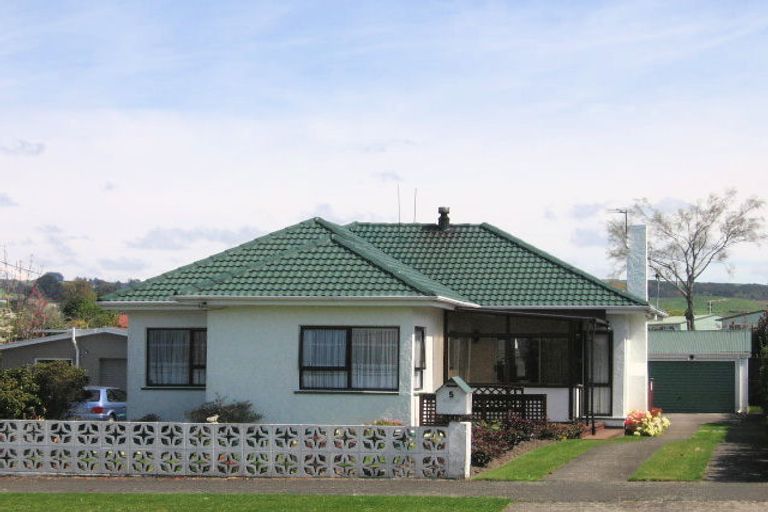 Photo of property in 5 Miro Street, Utuhina, Rotorua, 3015