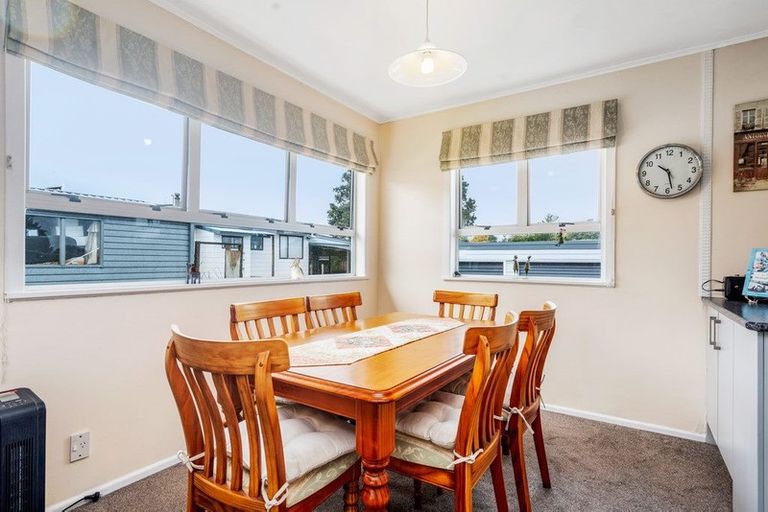 Photo of property in 2a Montgomery Avenue, Onerahi, Whangarei, 0110