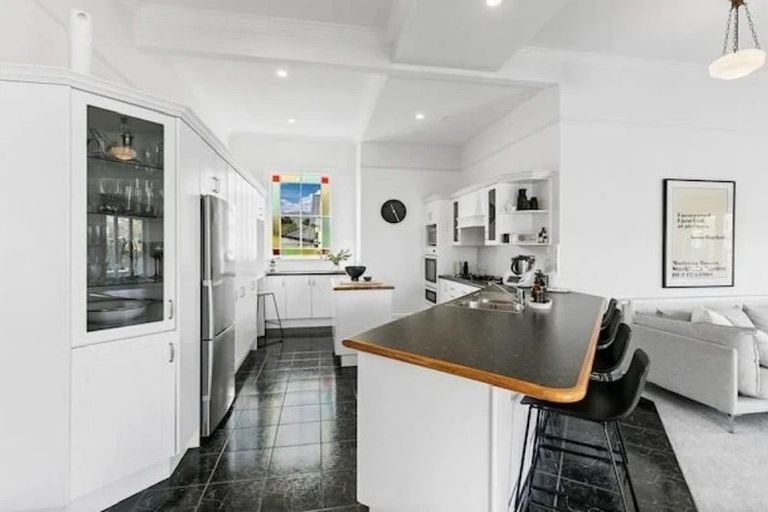 Photo of property in 26 High Street, Petone, Lower Hutt, 5012