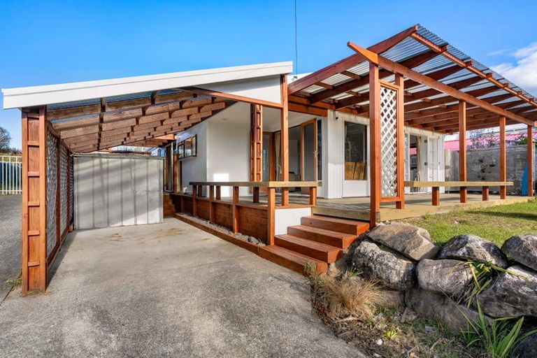 Photo of property in 114a Weka Street, Whangamata, 3620