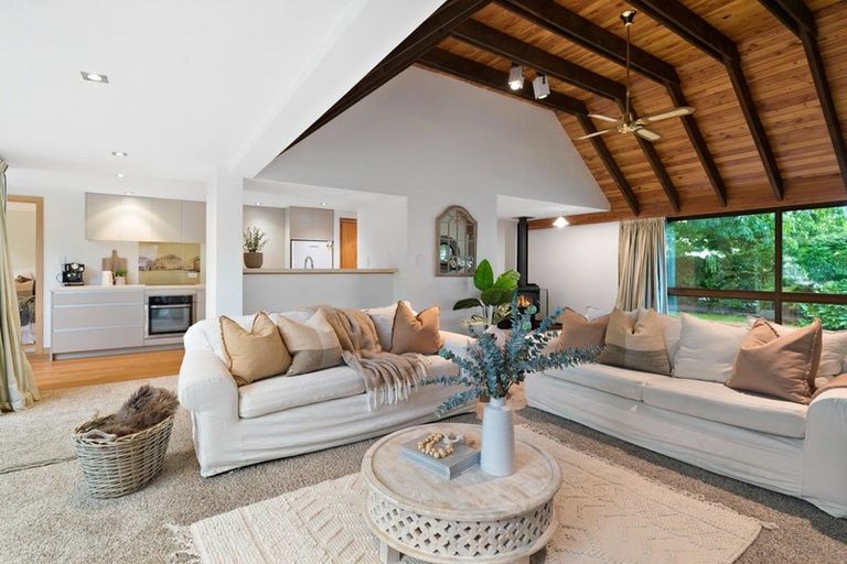 Photo of property in 45 Adamson Drive, Arrowtown, 9302