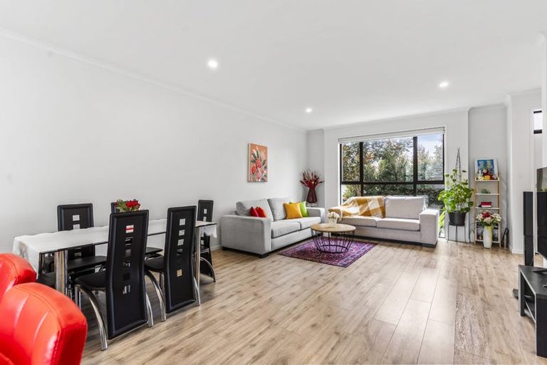 Photo of property in 20 Rere Close, Takanini, 2112