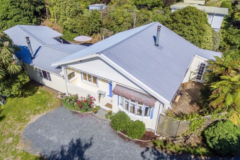 Photo of property in 43 Dale Road, Raumati South, Paraparaumu, 5032