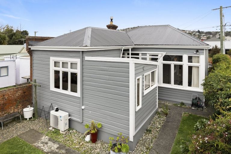 Photo of property in 44 Eastbourne Street, Caversham, Dunedin, 9012