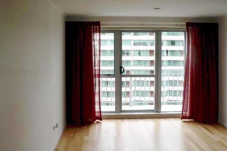 Photo of property in Waldorf Bankside Apartments, 4e/8 Bankside Street, Auckland Central, Auckland, 1010