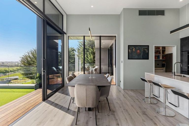 Photo of property in 13 Redmund Spur Road, Kennedys Bush, Christchurch, 8025