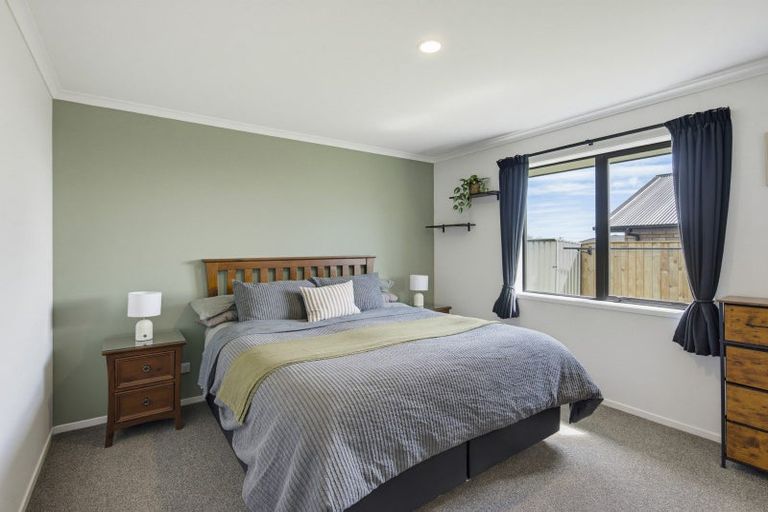 Photo of property in 42 Tainui Street, Levin, 5510