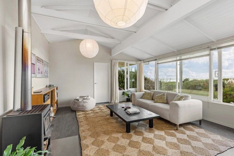 Photo of property in 131 Riria Kereopa Memorial Drive, Raglan, 3297