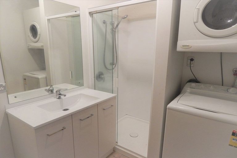 Photo of property in 304/3 Morningside Drive, Morningside, Auckland, 1025