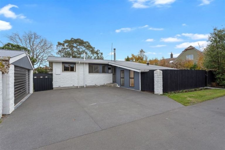 Photo of property in 41 Yellowstone Crescent, Burwood, Christchurch, 8083