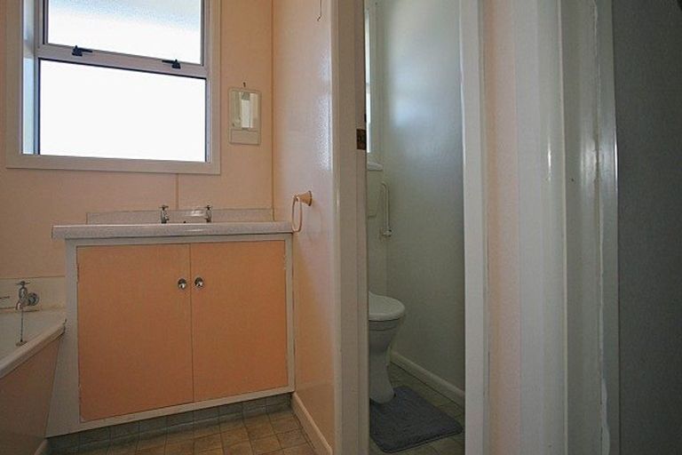 Photo of property in 216 Waimairi Road, Ilam, Christchurch, 8041