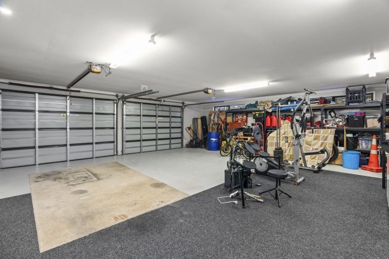 Photo of property in 198 Waikite Road, Welcome Bay, Tauranga, 3175