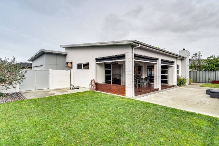 Photo of property in 18 Palliser Place, Poraiti, Napier, 4112