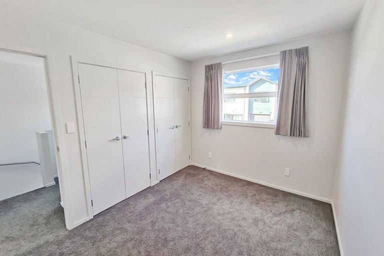 Photo of property in 15 Kamana Way, Kenepuru, Porirua, 5022